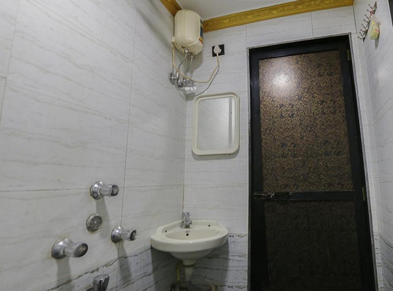 Relax Guest House Мумбаи Экстерьер фото