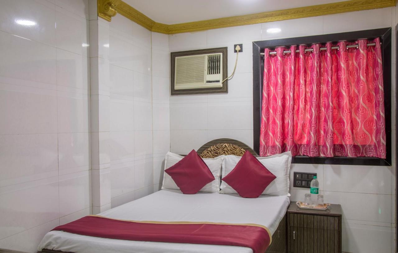 Relax Guest House Мумбаи Экстерьер фото